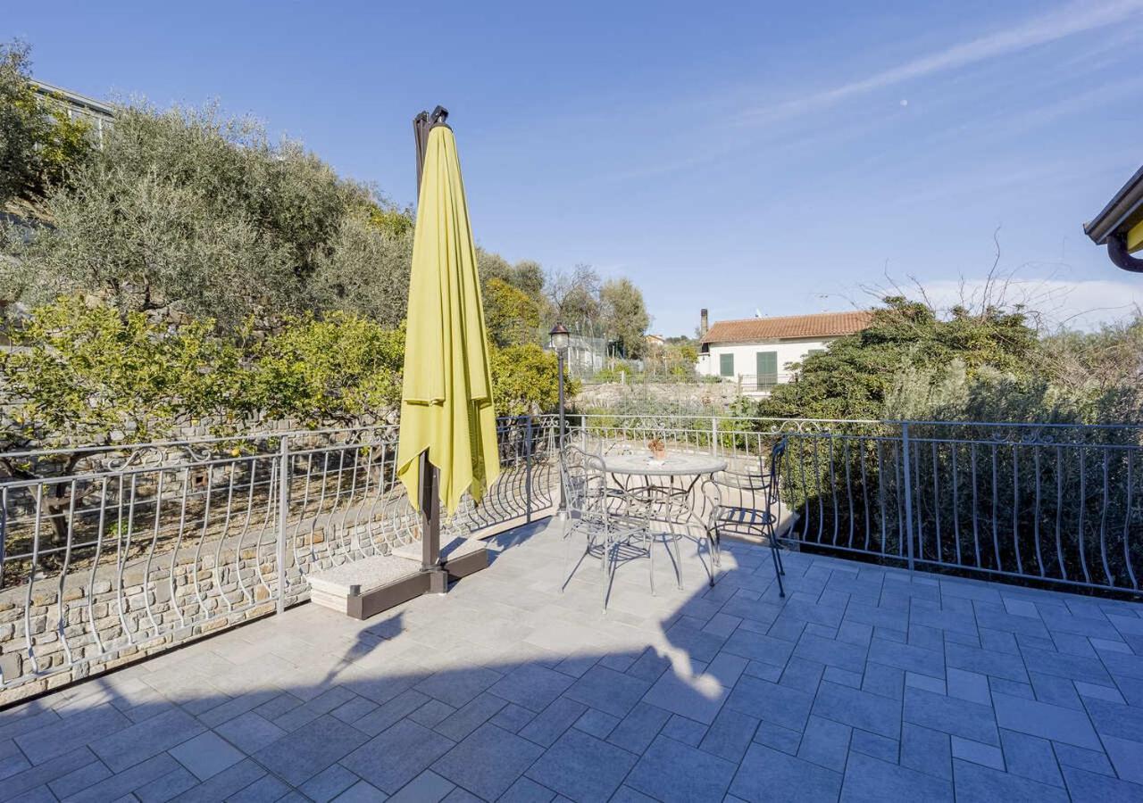 Agriturismo Le Girandole Diano Marina Exterior photo